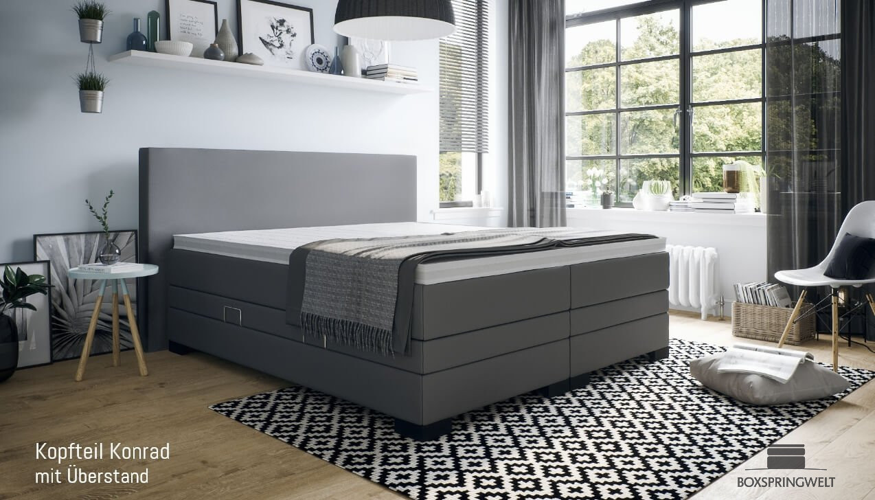 Mit Kopfteil Konrad mit Seitenabstand. Eckige Füße, Schwarz.