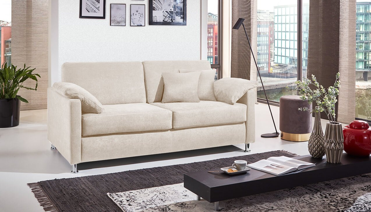 Sitzbreite 165cm, in Asti Creme, mit Armlehnen-Kissen und Dekokissen