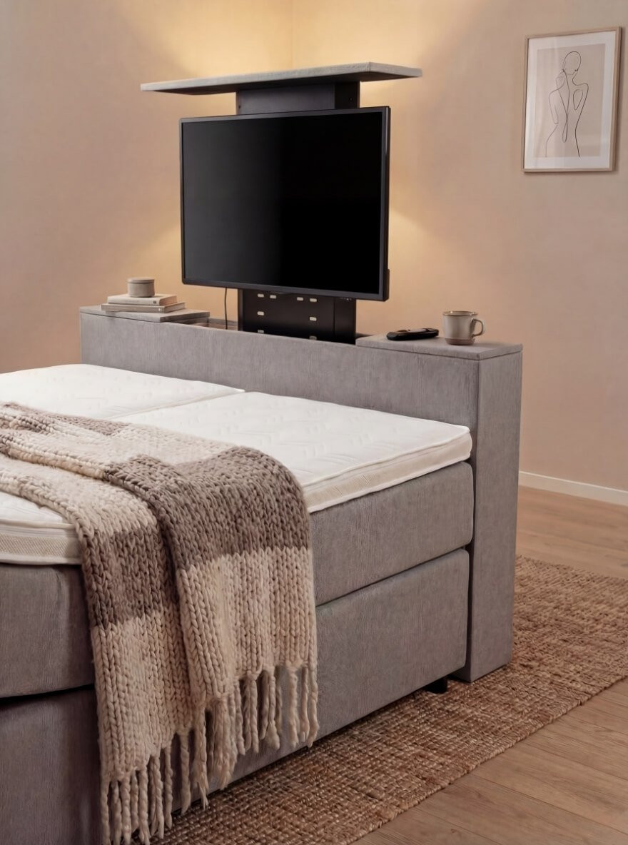 Fußteil mit TV-Lift